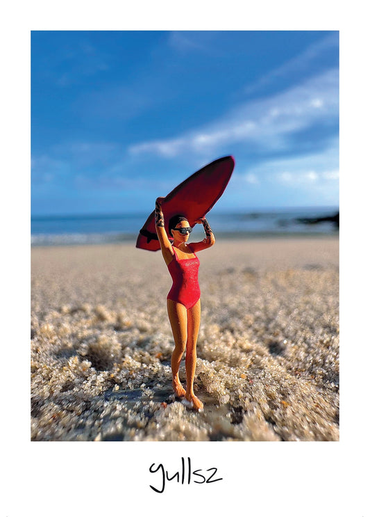 Carte postale La surfeuse